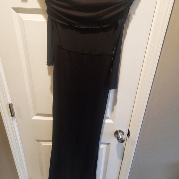 Commense black off shoulder  mesh waist. Long sleeve maxi sz med NWT - Picture 4 of 8